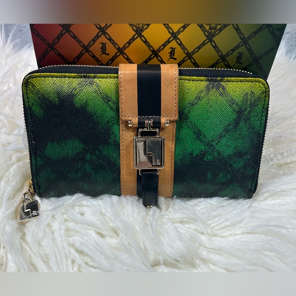 ❤️‍🔥L.A.M.B. Designer Tie Dye Clutch Wallet❤️‍🔥